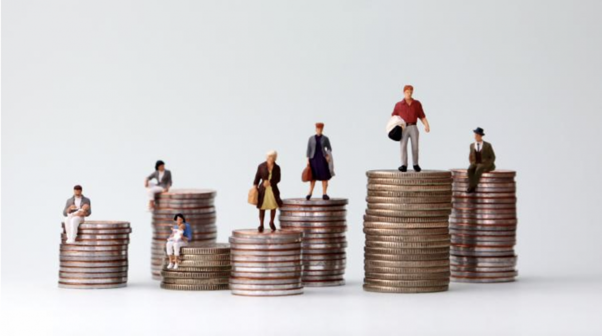 imgae of peopel standing on coins